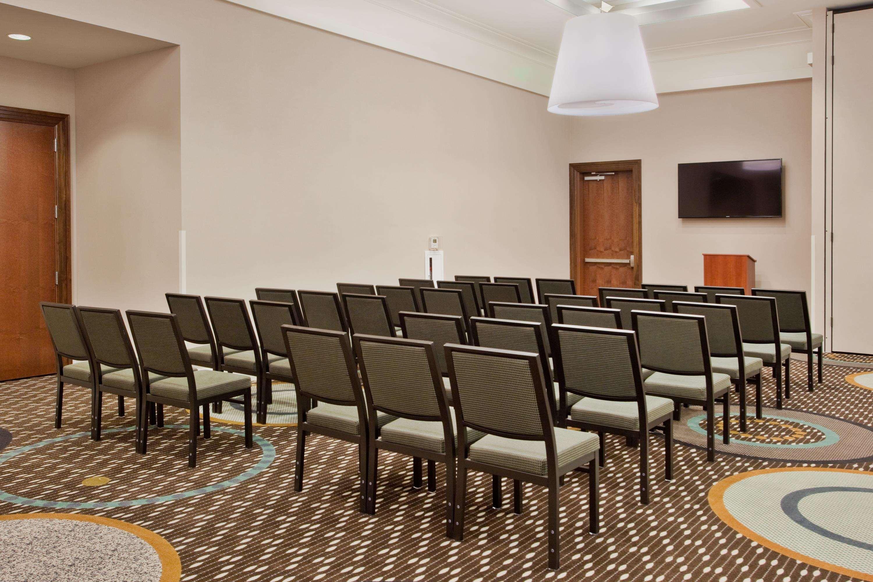 Hampton Inn & Suites Chapel Hill/Carrboro Zewnętrze zdjęcie