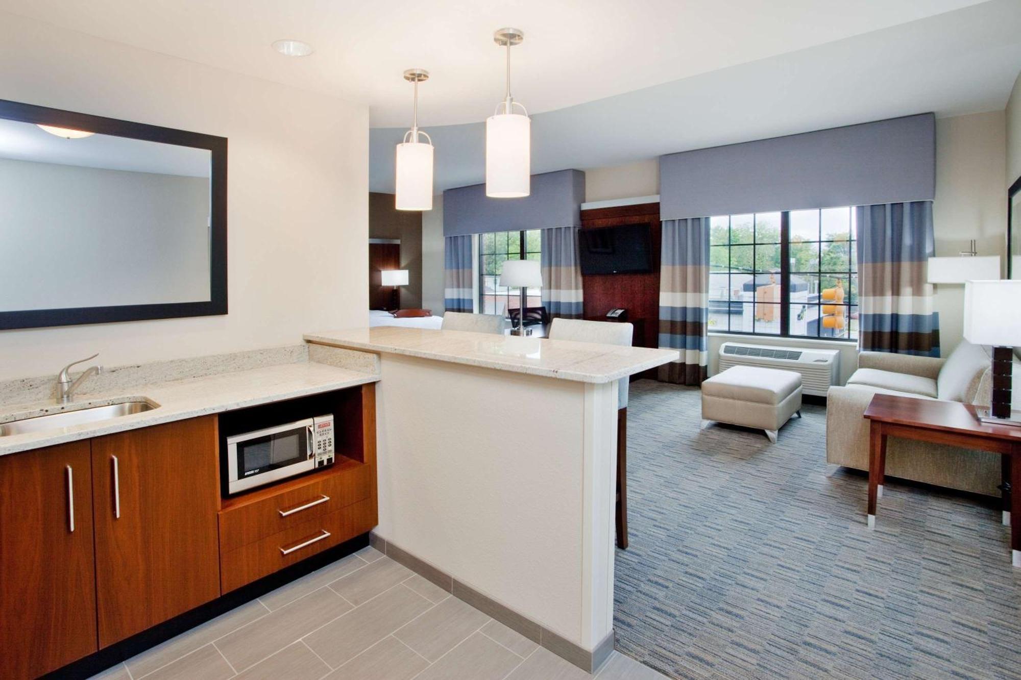 Hampton Inn & Suites Chapel Hill/Carrboro Zewnętrze zdjęcie