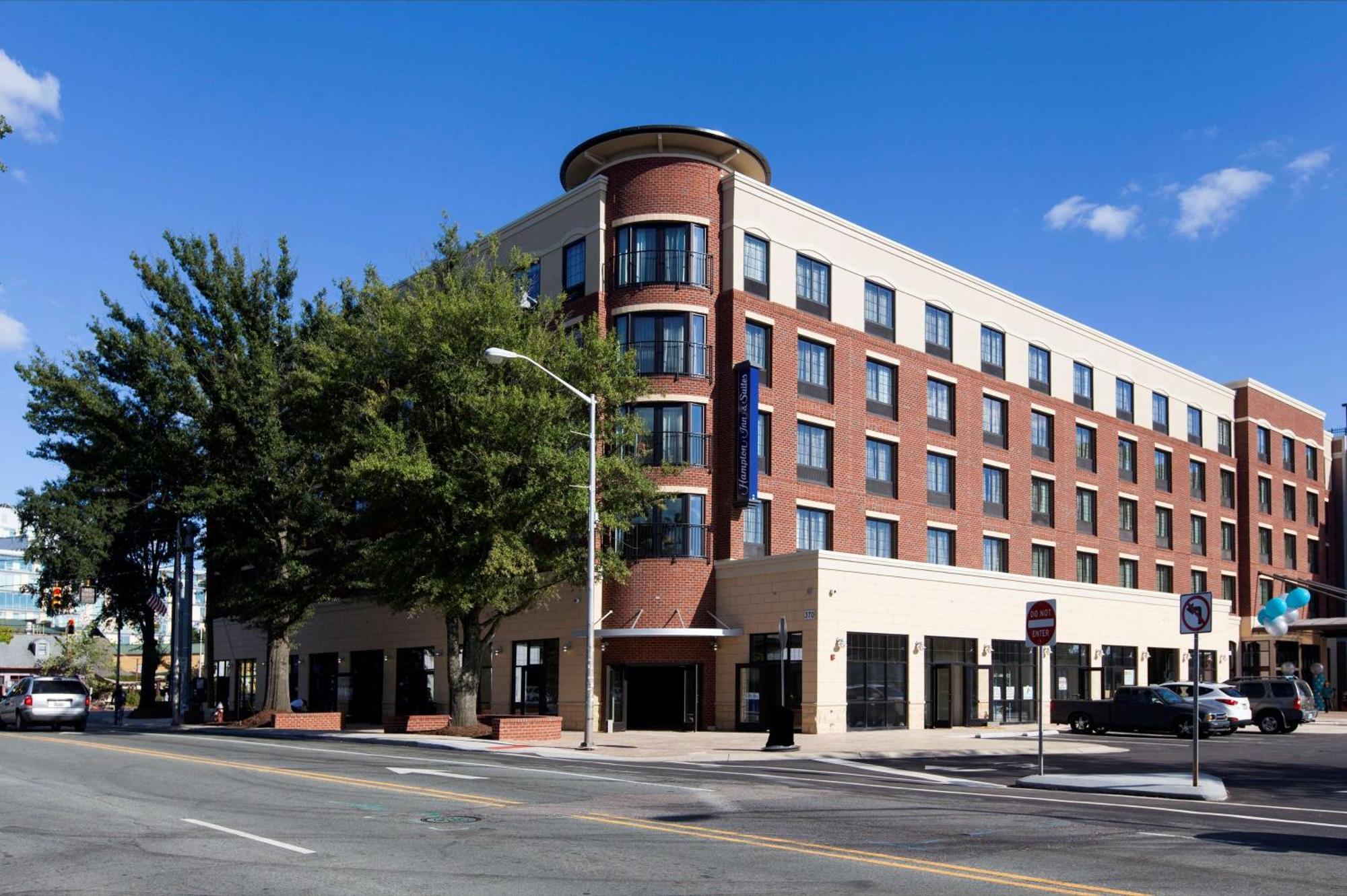 Hampton Inn & Suites Chapel Hill/Carrboro Zewnętrze zdjęcie