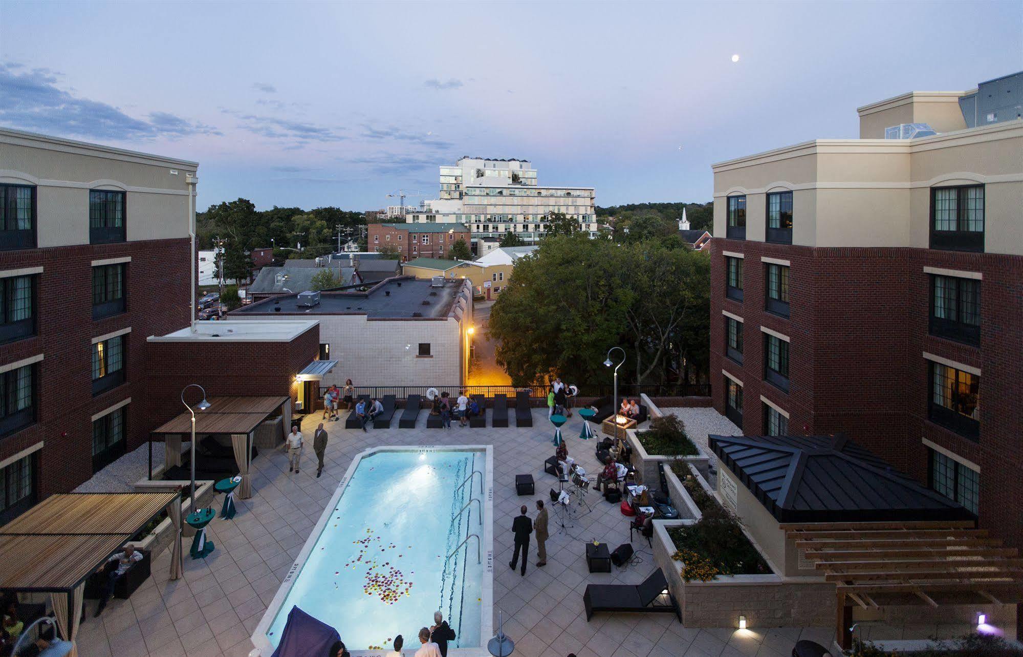 Hampton Inn & Suites Chapel Hill/Carrboro Zewnętrze zdjęcie