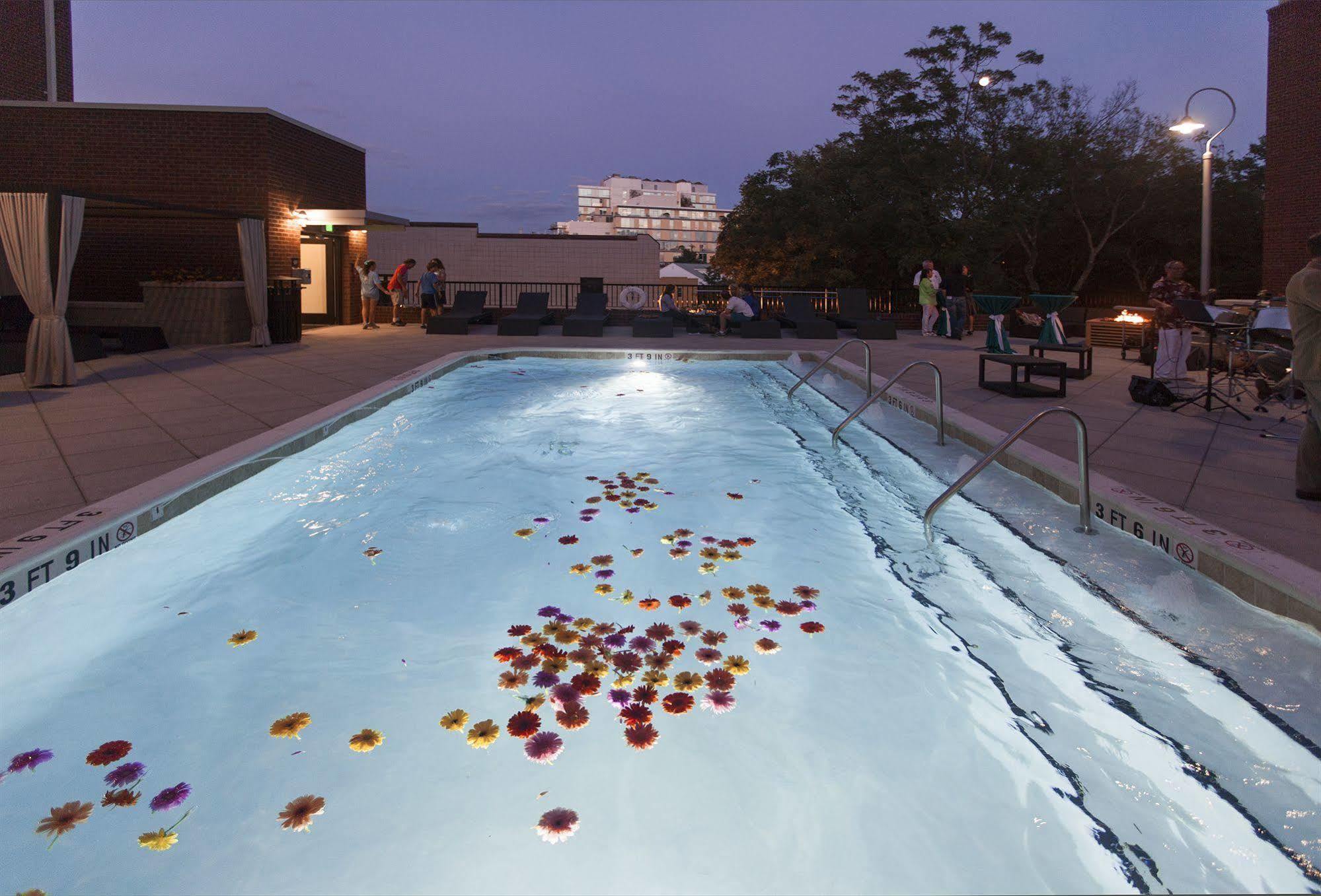 Hampton Inn & Suites Chapel Hill/Carrboro Zewnętrze zdjęcie